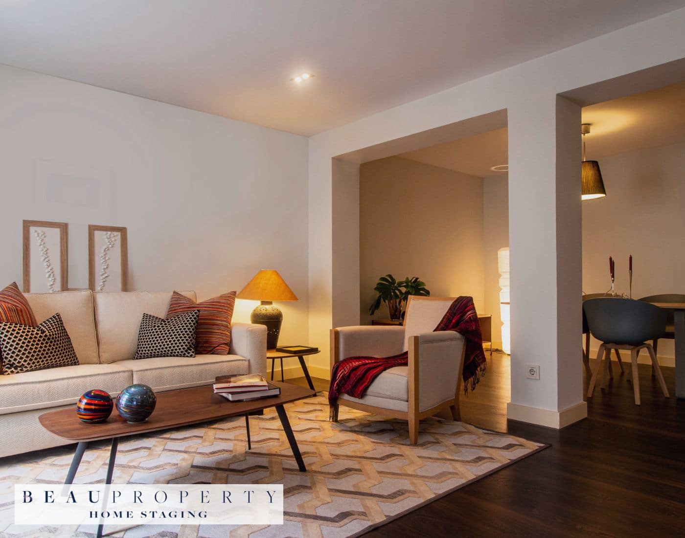 Discover the benefits of living room staging to enhance your home's appeal. Learn key strategies for creating great first impressions, from identifying focal points to optimising furniture layout, lighting, and decluttering.